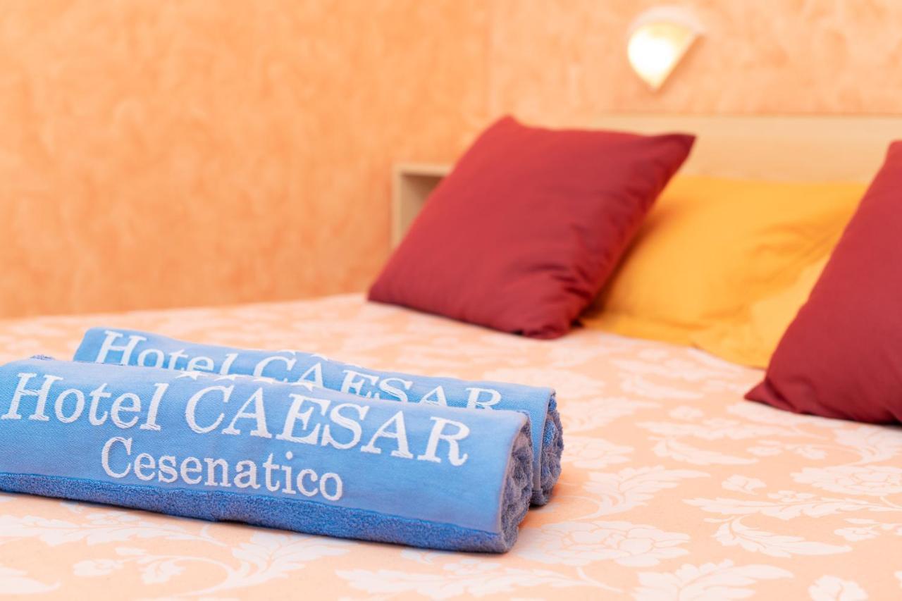 Hotel Caesar Чезенатико Экстерьер фото